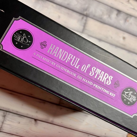 Handful of Stars: A Palmistry Guidebook - Picture 3 of 4